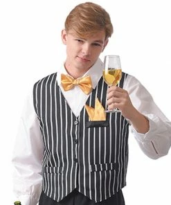 Swedia's Host With The Most Vest And Bow Tie